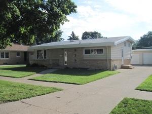 7921 20th Ave, Kenosha, WI 53143