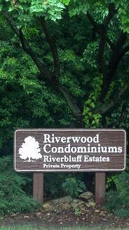 2902 Old Mill, Racine, WI 53405