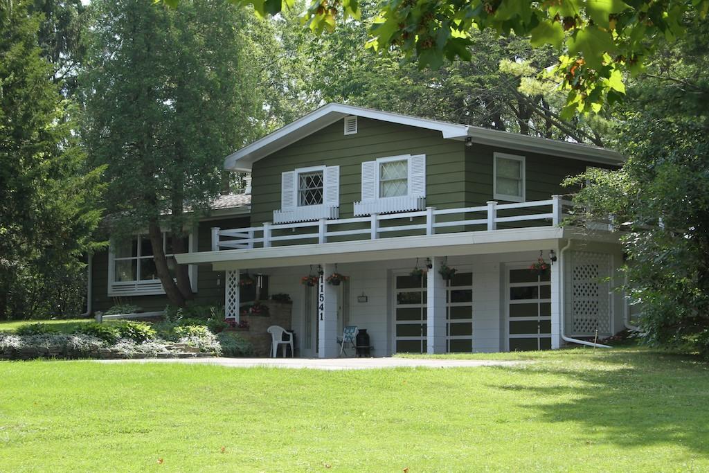 11541 W Woods Rd., Franklin, WI 53132