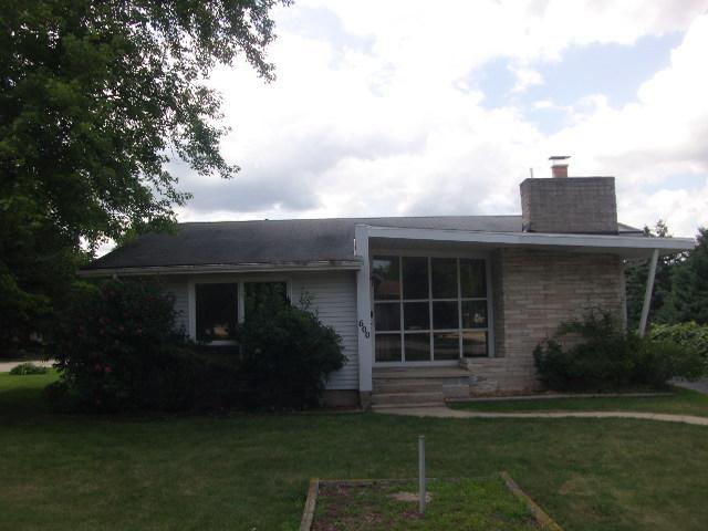 600 N Church St, Elkhorn, WI 53121