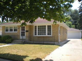 1513 22nd St, Kenosha, WI 53140
