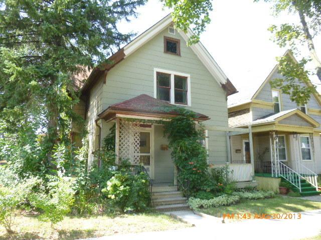 2675 S 29th St, Milwaukee, WI 53215