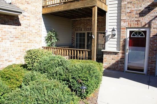 628 W Hillcrest Rd #B, Saukville, WI 53080