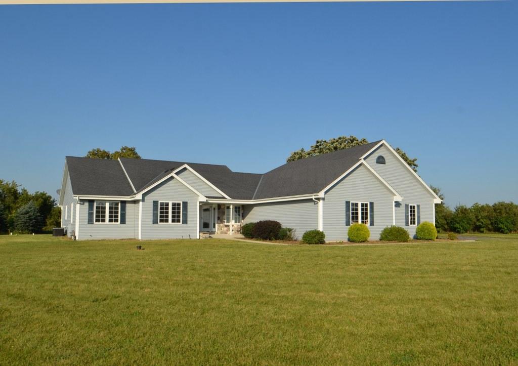 W383N8670 Blue River, Oconomowoc, WI 53066