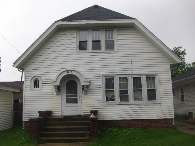 2513 21st St, Racine, WI 53403