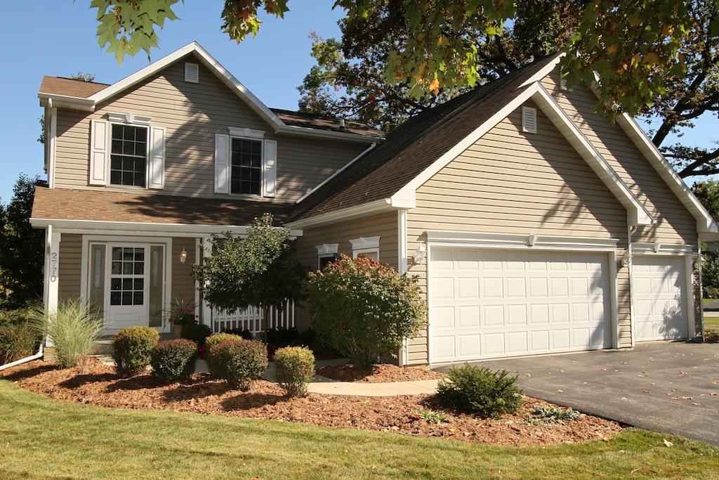 2770 S Franklin Dr, New Berlin, WI 53151