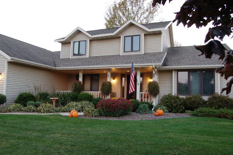 1919 Lake Aire Dr., Wilson, WI 53081