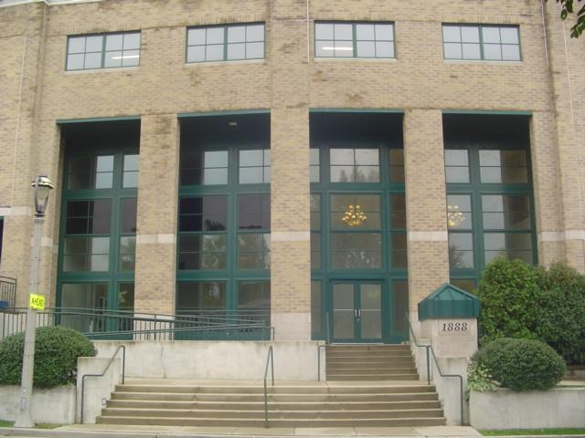 1888 N Water St #505, Milwaukee, WI 53202