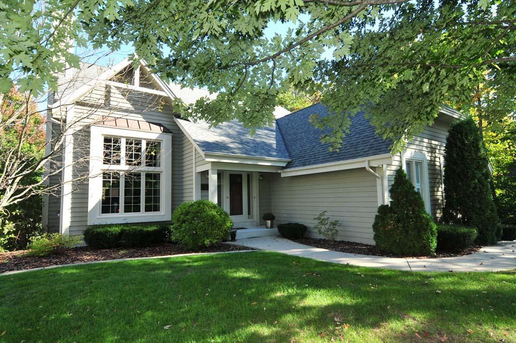 W148N10008 Rimrock Rd, Germantown, WI 53022
