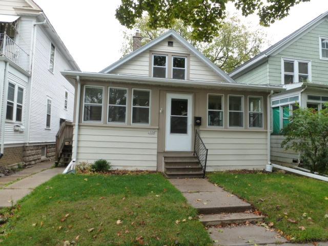 1924 S 71 St., West Allis, WI 53219