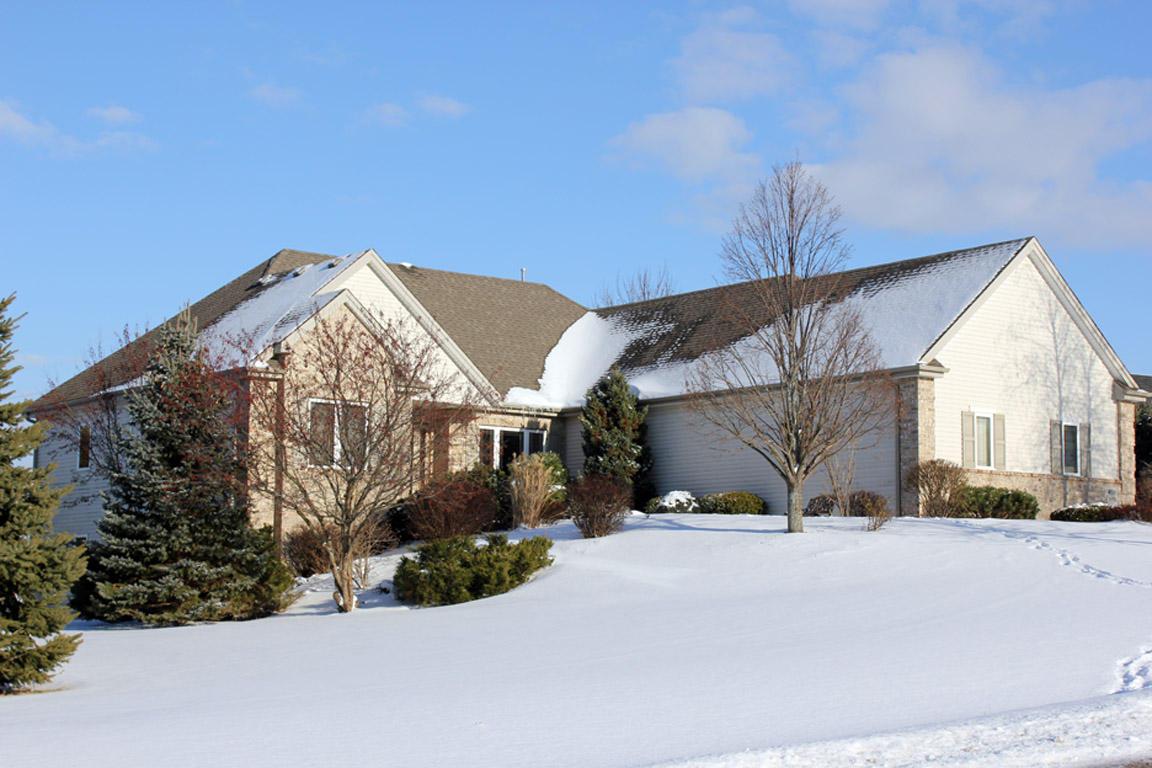 W237S9555 Klein Ln., Vernon, WI 53103