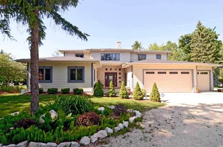 5214 Road 2, West Bend, WI 53095