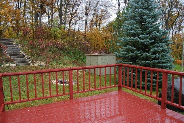628 S Kettle Moraine Dr., Slinger, WI 53086