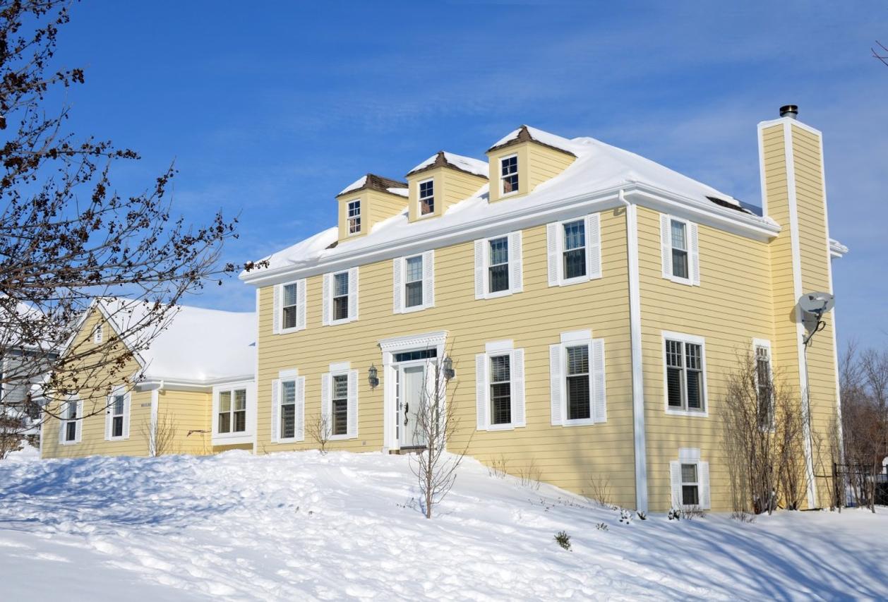 W291N3868 Round Hill Cir., Delafield, WI 53072