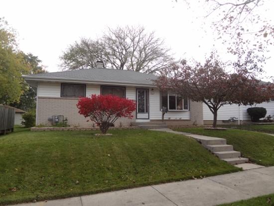 6710 S 19th St, Milwaukee, WI 53221