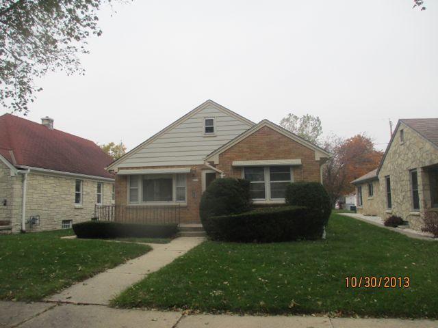3715 N 57th St, Milwaukee, WI 53216