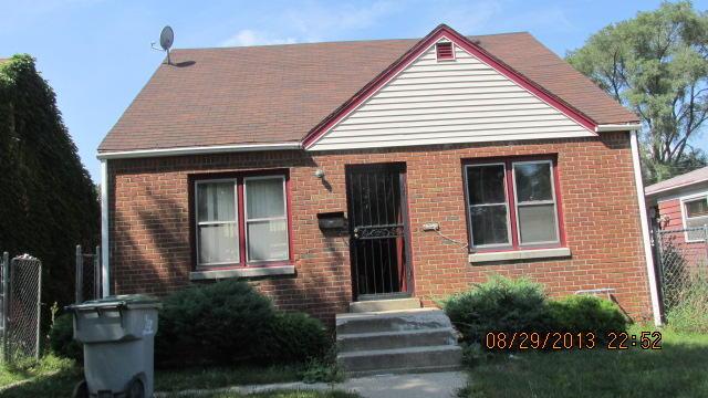 4261 N 48th St, Milwaukee, WI 53216