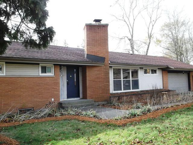 7017 N Lombardy Ct, Fox Point, WI 53217