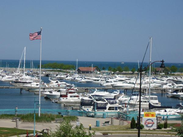 35 Harborview Dr #205, Racine, WI 53403