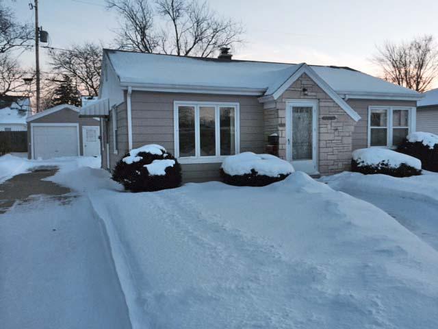 1213 Florence Ave, Racine, WI 53402