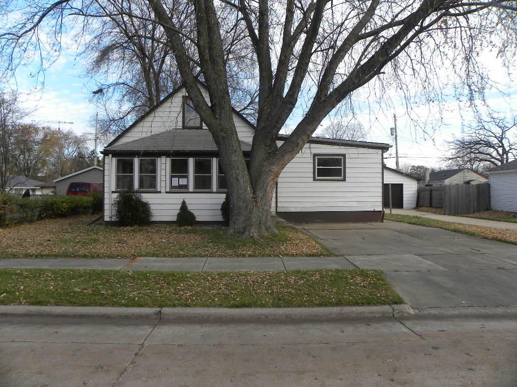 5525 42nd Ave, Kenosha, WI 53144
