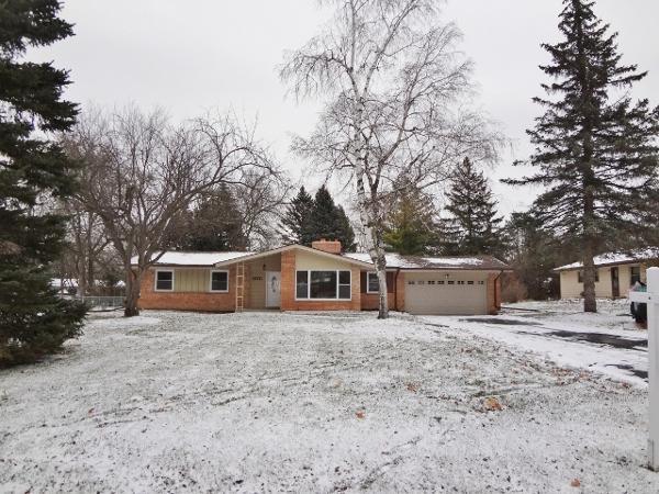 6170 S 122nd St, Hales Corners, WI 53130
