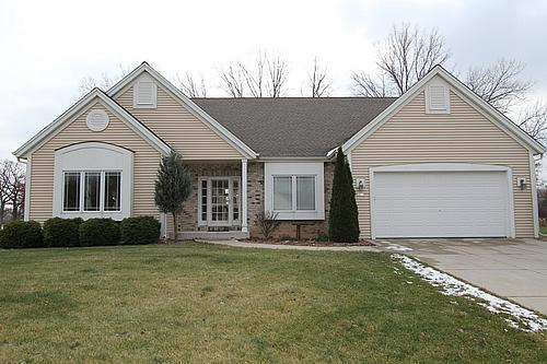 8811 W Silverwood Ct., Franklin, WI 53132