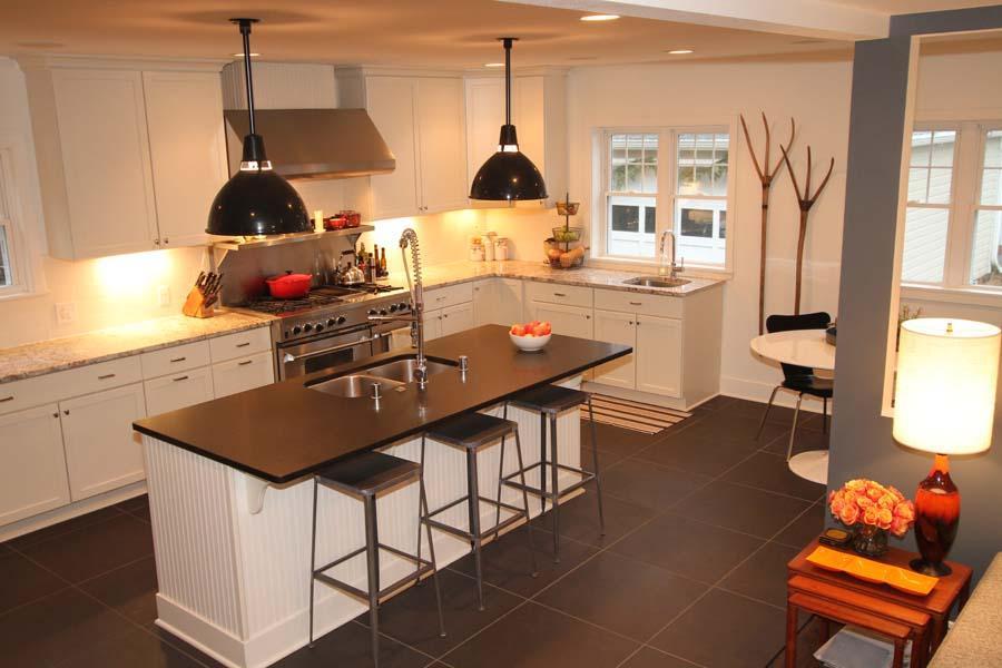 4725 N Marlborough Dr, Whitefish Bay, WI 53211