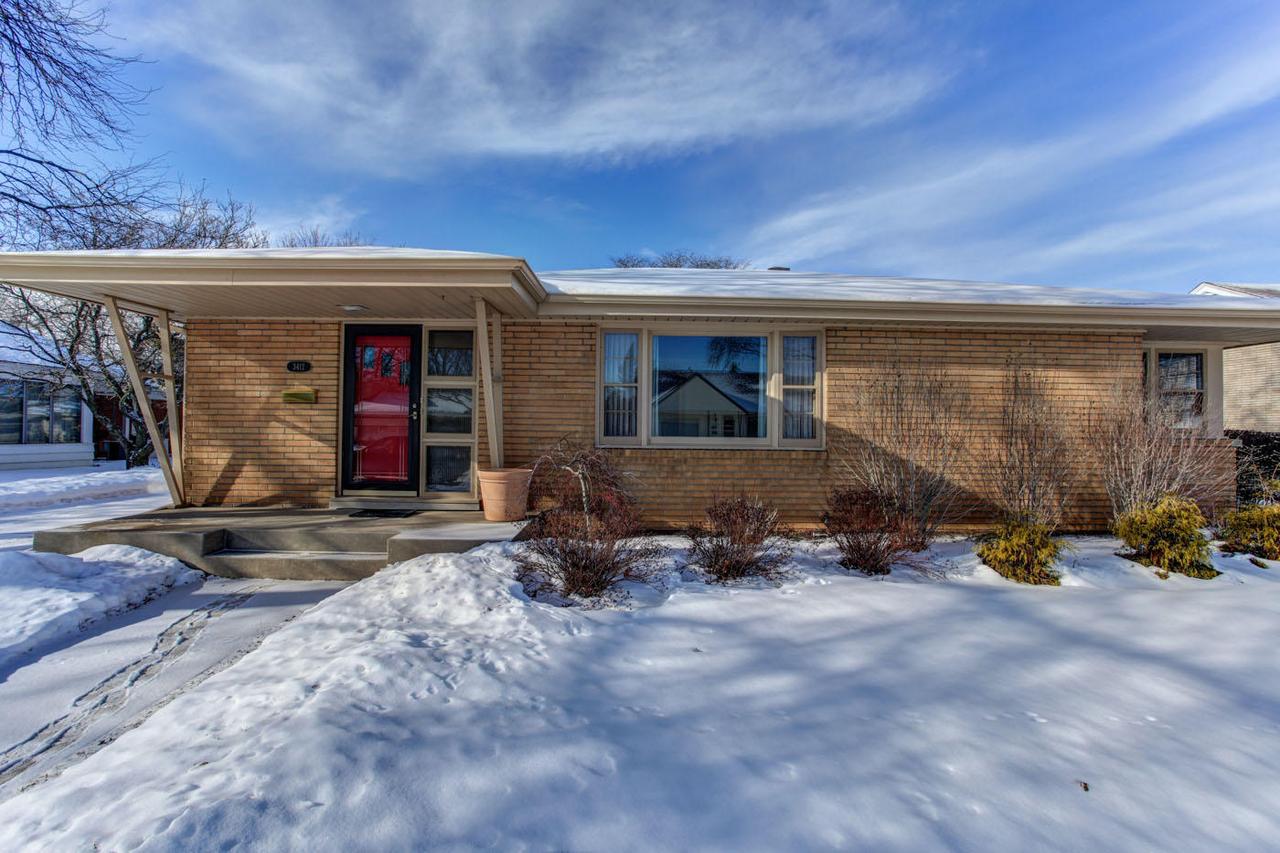 3412 Saint Clair St., Racine, WI 53402