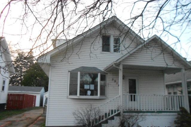 5914 33rd Ave, Kenosha, WI 53144