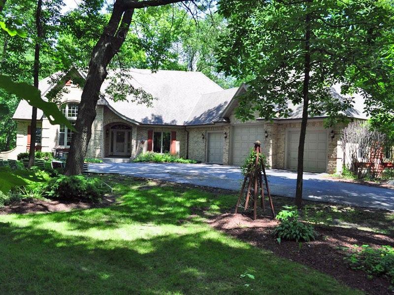 W268N7136 Lisbon Oaks Dr, Lisbon, WI 53089