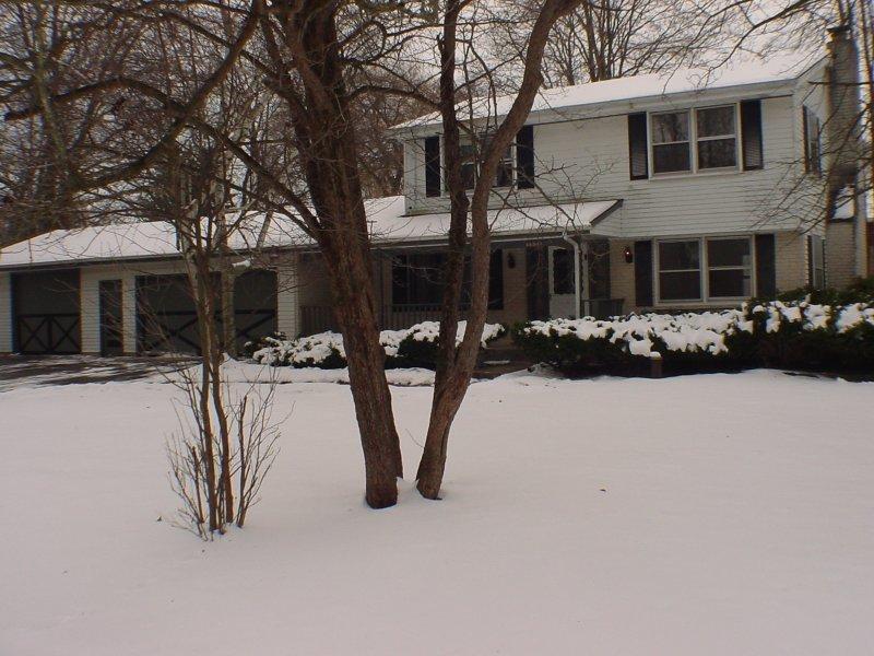 3531 W Crest Ct, Franklin, WI 53132