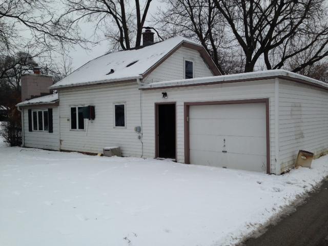 318 Estberg Ave, Waukesha, WI 53186