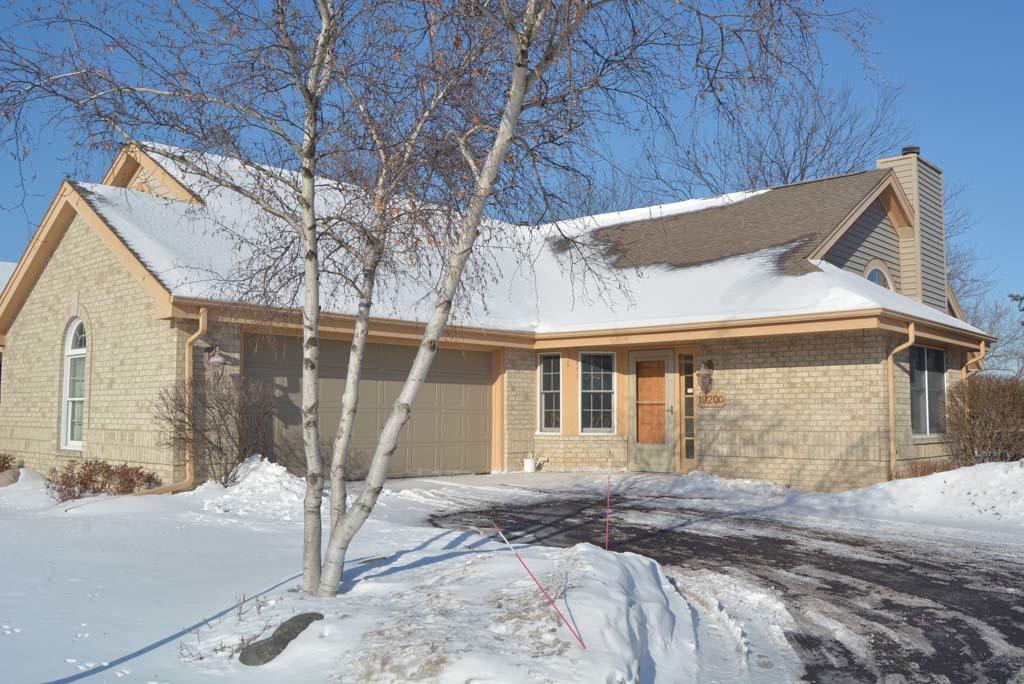 1920 Springbrook #D, Waukesha, WI 53186