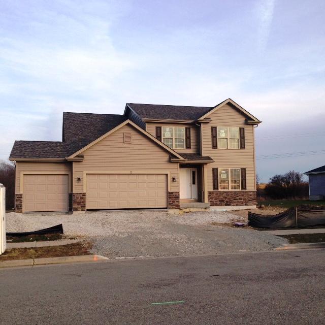 57 Happy Hollow, Oconomowoc, WI 53066