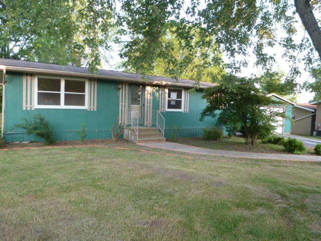 120 Canary Cir, Lebanon, WI 53098