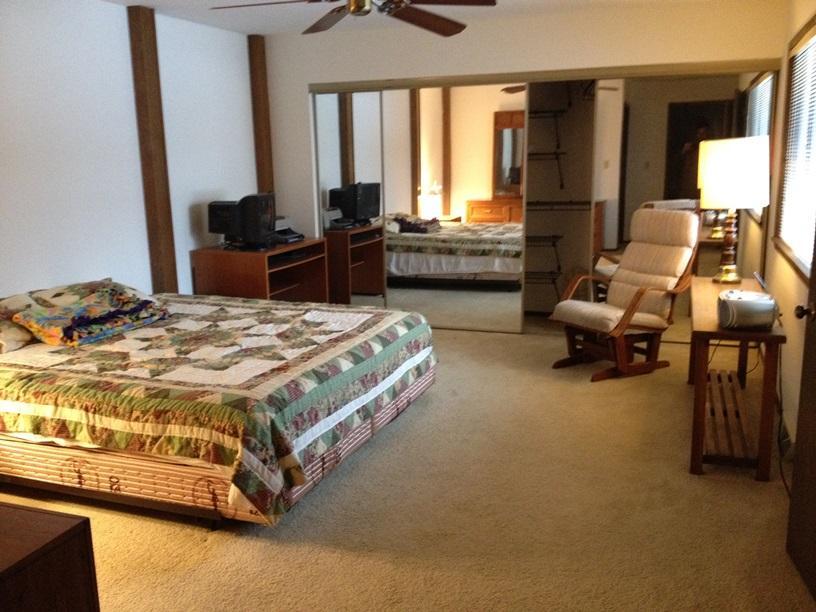 14028 W Tiffany Pl. #B, New Berlin, WI 53151