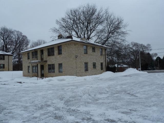605 Elm Grove #1, Elm Grove, WI 53122