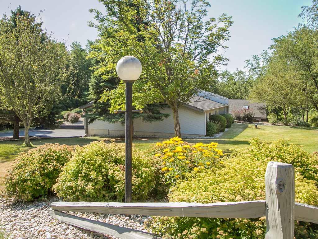 N3621 Willow Bend, Geneva, WI 53147