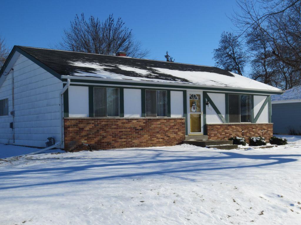 6911 Brian Dr., Caledonia, WI 53402