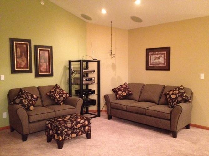 9111 W Elm Ct #E, Franklin, WI 53132