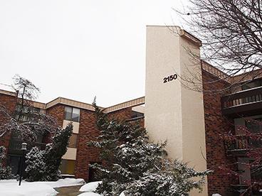 2150 W Good Hope Rd #208, Glendale, WI 53209