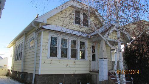 2241 S 34th St., Milwaukee, WI 53215