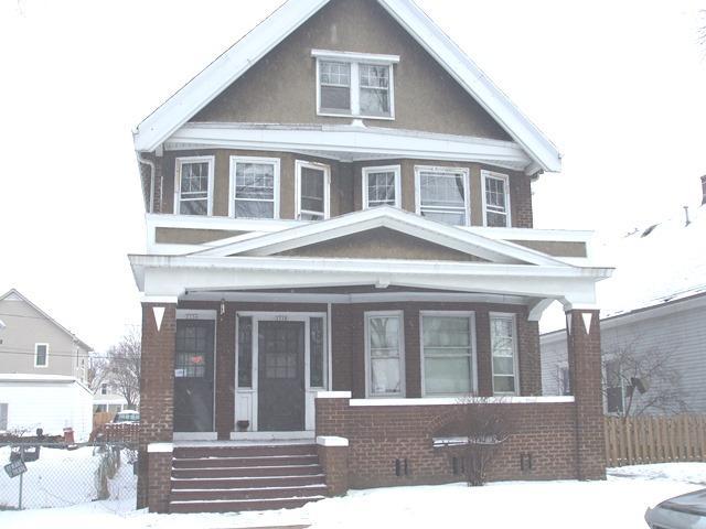 2336 S 28th St #2338, Milwaukee, WI 53215