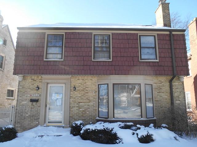 2549 N Lefeber Ave, Wauwatosa, WI 53213