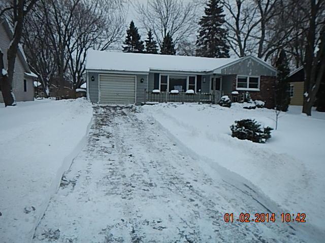 917 111th St, Pleasant Prairie, WI 53158