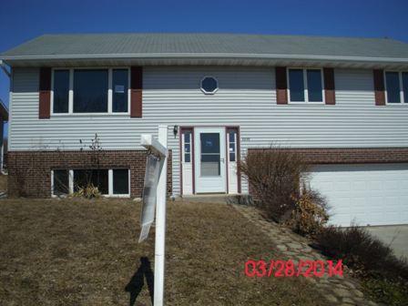 3230 Squire Ln, West Bend, WI 53090