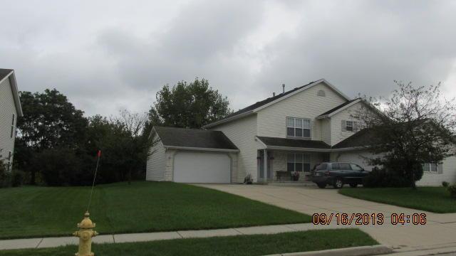 2215 Patrick Ln. #2217, Waukesha, WI 53188