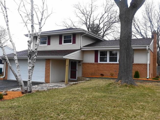 11004 W Derby Ave, Wauwatosa, WI 53225