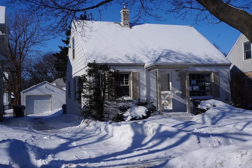 4033 N 39th St., Milwaukee, WI 53216